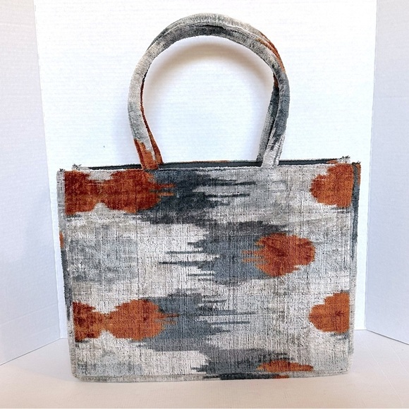 MD HOME HANDMADE IKAT VELVET BAG - Picture 2 of 16